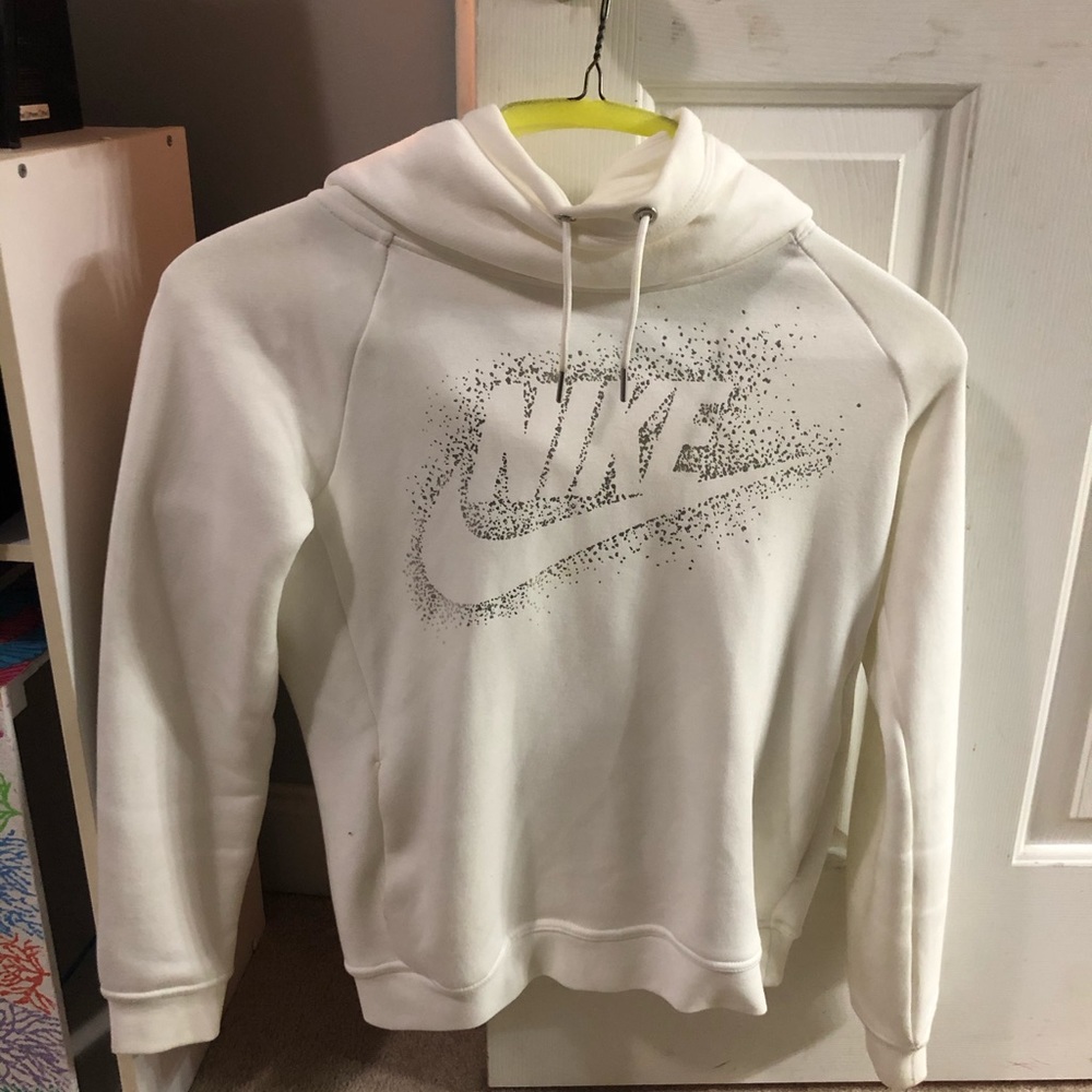 Women’s Small Nike Hoodie